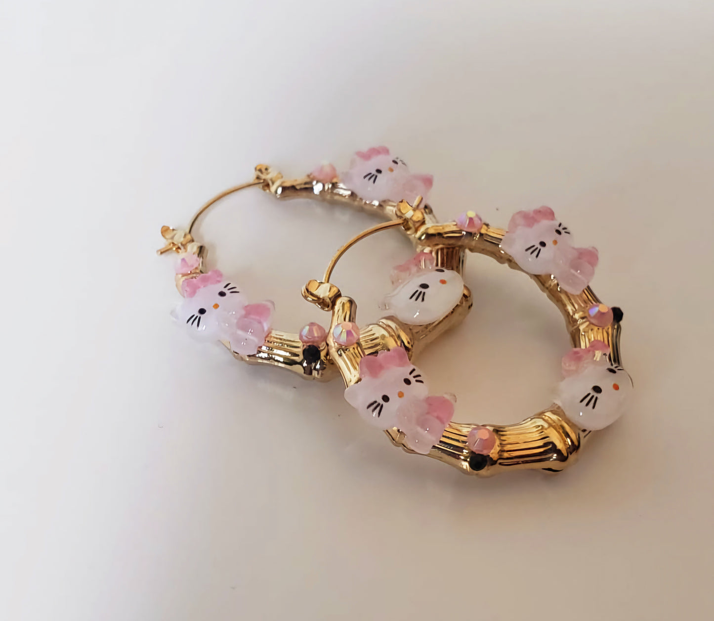 Gold-plated Hoop Earrings HK with Charms