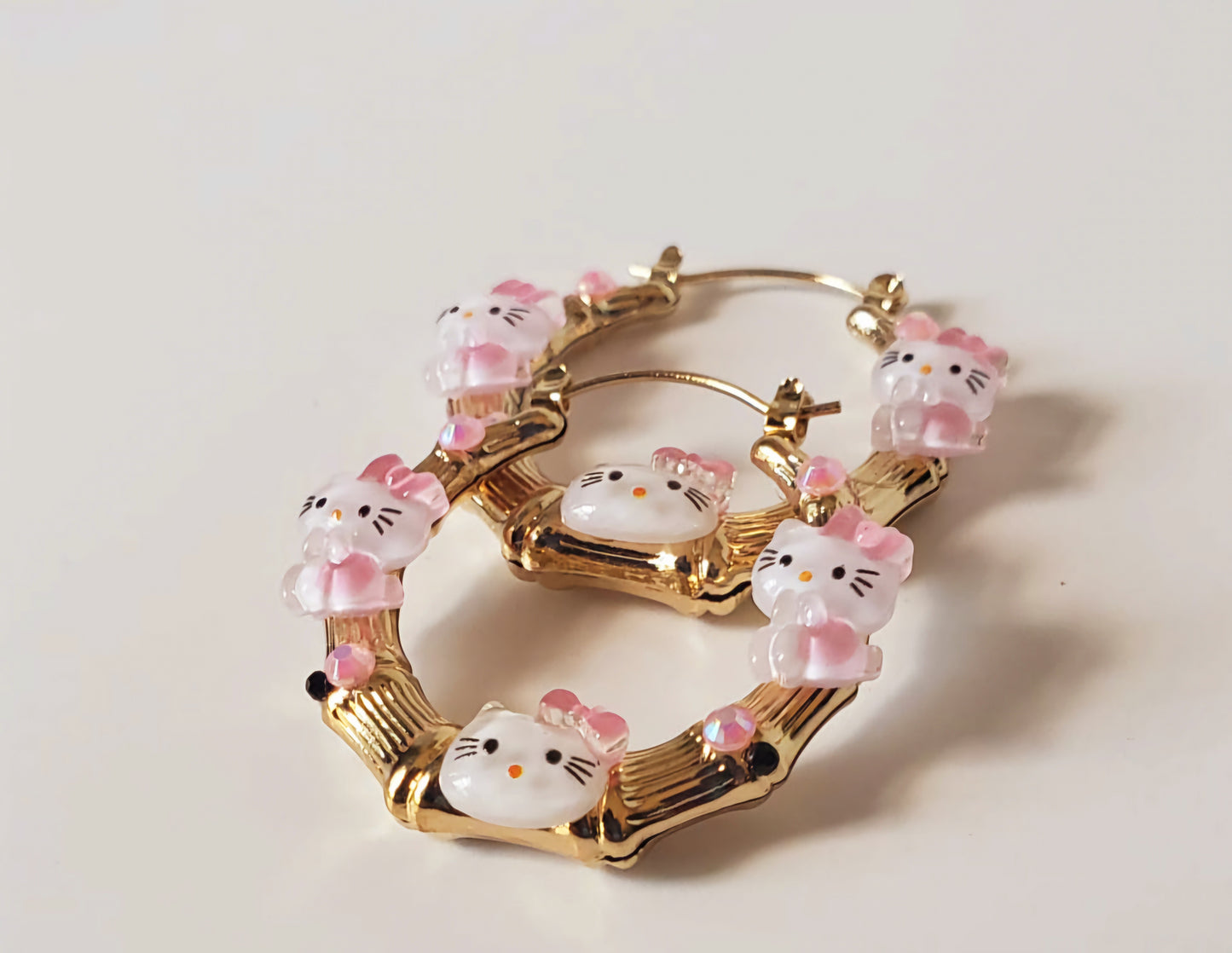 Gold-plated Hoop Earrings HK with Charms
