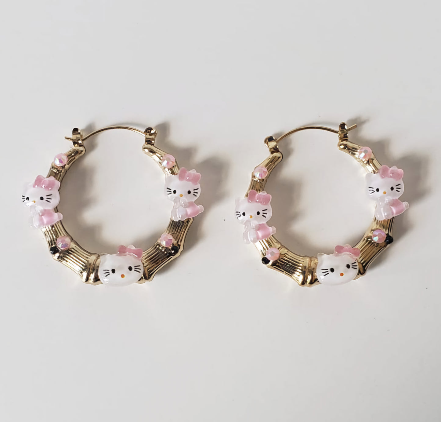 Gold-plated Hoop Earrings HK with Charms