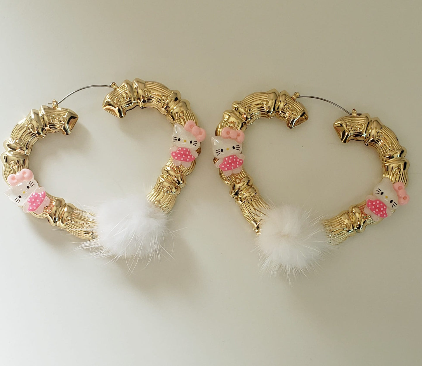 Gold-plated Hoop Earrings Heart Shaped HK with Fur