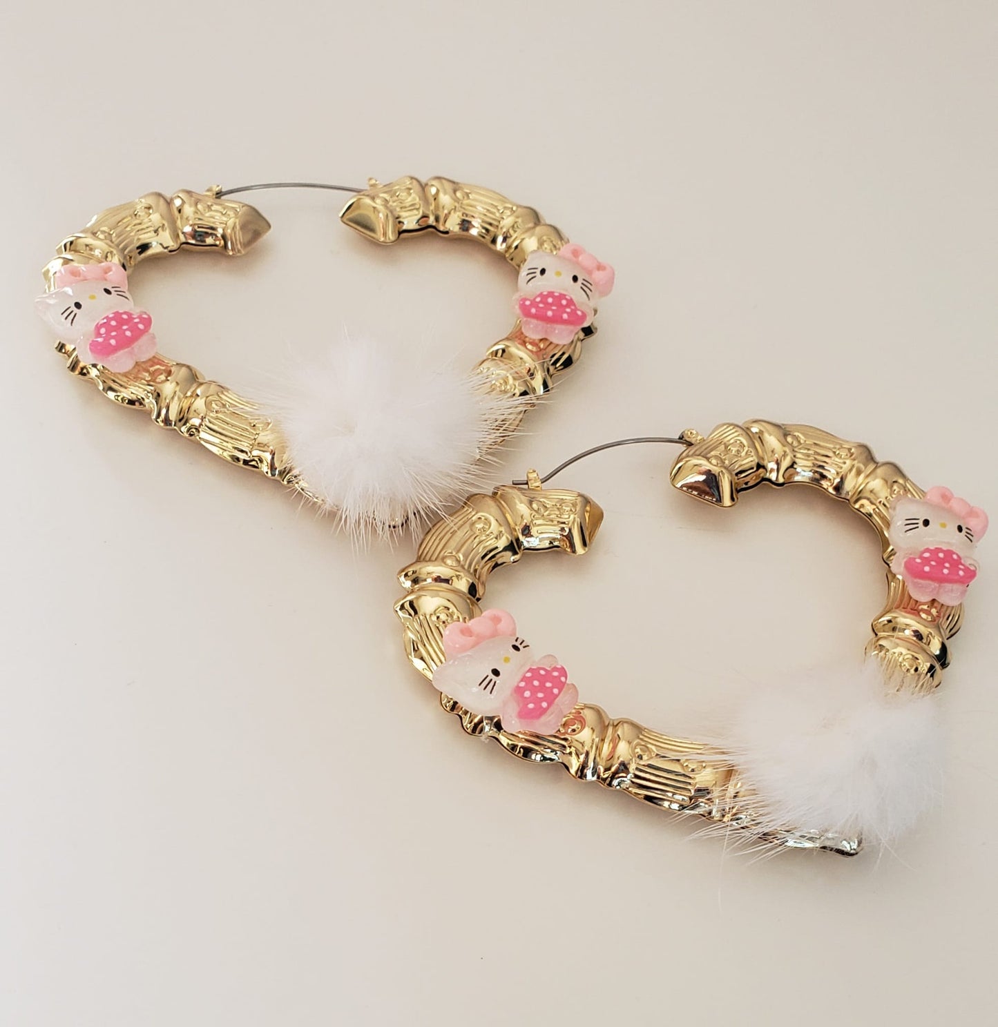 Gold-plated Hoop Earrings Heart Shaped HK with Fur