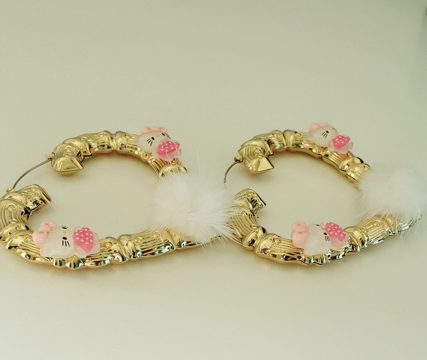 Gold-plated Hoop Earrings Heart Shaped HK with Fur