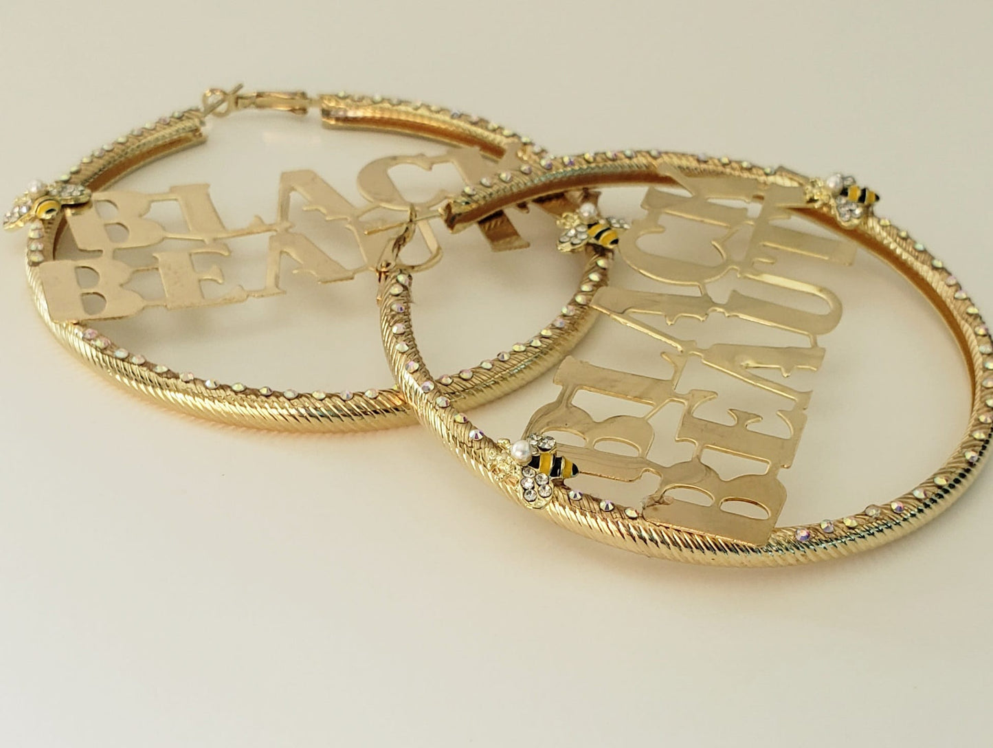 Gold-plated Hoop Earrings with Gold-plate (Black Beauty) with Bubble Bees